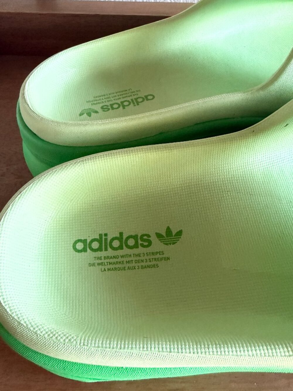 ADIDAS Adifom Stan Smith platform slides in Energy Green Various Sizes - Picture 3 of 6